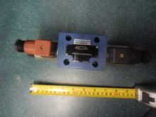 Load image into Gallery viewer, 4WE10E33/DG24N9Z45 - Rexroth - Directional Control Valve
