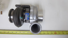 Load image into Gallery viewer, RE531324 - John Deere - Turbocharger
