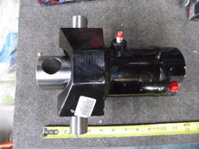 Load image into Gallery viewer, 627-4279, 12-2011-073 - White - Hydraulic Cylinder
